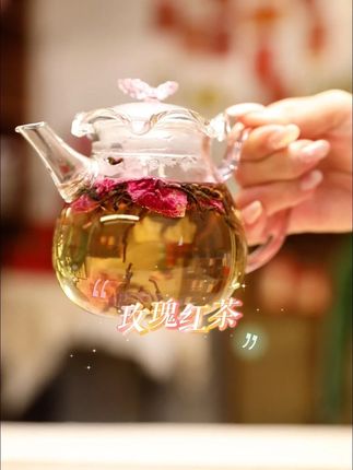这个秋冬天不能没有它,花香茶香真的很好喝~ #玫瑰花茶 #仙女们都在喝什么 #花茶 #保温杯 #今天喝茶了吗