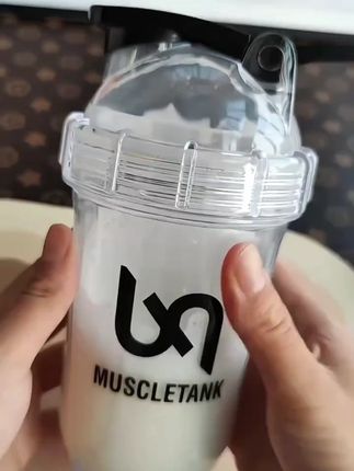 肌肉坦克tritan摇摇杯蛋白粉健身运动水杯耐高温全透明便携大容量#好物推荐#好物分享#摇摇杯#运动水杯#大容量水杯肌肉坦克tritan摇摇杯蛋白粉健身运动水杯耐高温全透明便携大容量