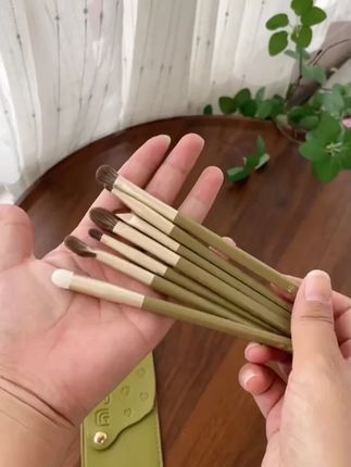 找到一套平价还好用的化妆刷!#粉刷匠化妆刷 #眼部刷 #眼影刷 #眼部刷推荐 #眼影刷推荐