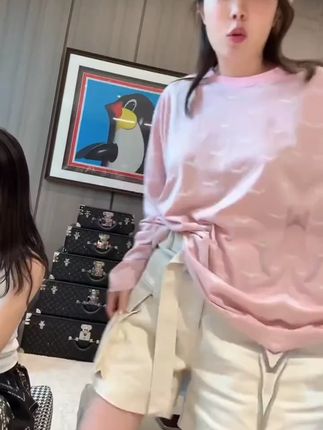 #ootd穿搭 #穿出高级感 #显瘦遮肉 #谁穿谁好看系列 #短裤