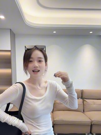韩代 软糯天丝羊毛秋冬轻薄显瘦微透长袖T恤 #品质女装#柔软舒适#气质#爆款热卖中#时尚