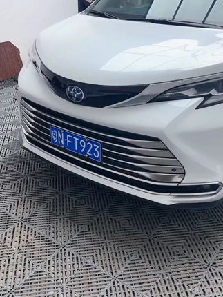 赛那格瑞维亚必备!自动门金属警示车贴来袭! #车身装饰贴纸 #自动门警示 #自动门警示贴 #汽车贴纸 #格瑞维亚贴
