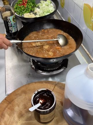临沂炒鸡酱一瓶沂蒙老酱手工晒酱瓶装优质传统营养品牌食用#好吃 #好用 #老酱 #手工 #日常做饭