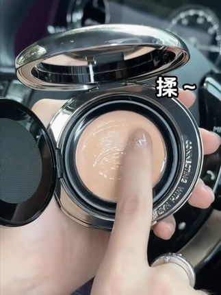 【ally同款】水光粉底膏控油持妆底妆养肤轻薄遮瑕粉底液女正 用一次就爱上自从用了这款水光粉膏,我家的定妆粉都闲置了,出门涂一层就可以搞定#精致妆容 关键还防水防汗不脱妆#