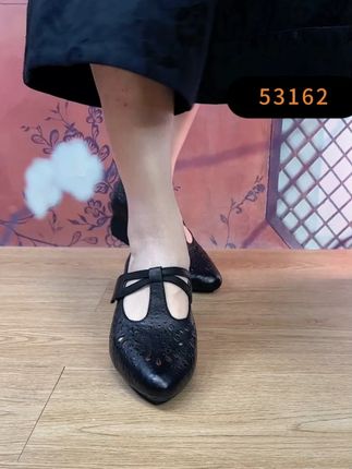 #真皮女鞋#单鞋女夏季#上班不累脚女鞋#女单鞋真皮#网红款女士单鞋#女式气质单鞋#老胡女鞋直播间