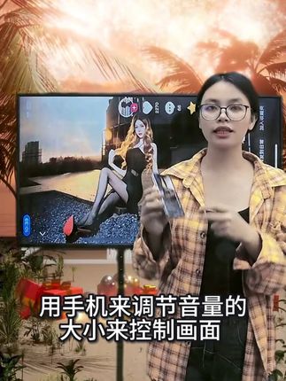 免机顶盒和会员,显示器一秒变电视,享受高清观影体验#酷乐投4K同屏器 #投屏器无线投屏#一代人有一代人的开学装备