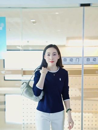 运费补贴!女士精梳棉长袖打底衫,显瘦新款正肩圆领 #新款打底衫 #女士打底衫 #精梳棉T恤 #正肩圆领 #显瘦上衣