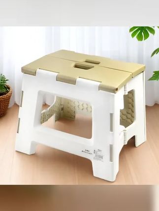 轻便易携折叠凳,户外露营 钓鱼首选,塑料材质,抗压承重好,舒适靠背,小身材大实用,让您的旅途更加轻松愉快!,,相关话题 #户外用品 #户外露营 # #超便宜超划算 #钓鱼凳