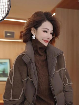 秋冬上新开始啦 是谁还没买到这么好穿的打底衫!#女人味穿搭 #秋冬穿搭 #气质穿搭