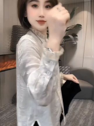 【有运费险】时尚浮光衬衫上衣女2025秋季新款新中式丝绒马甲两件套#秋季女装 #新中式穿搭 #丝绒马甲 #衬衫两件套 #时尚浮光