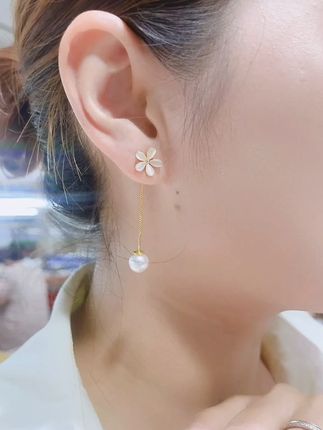 优雅又气质的耳环,仙女们的精致,往往就在那回头的一瞬间!#首饰分享 #美出高级感 #修饰脸型 #舒啸饰品