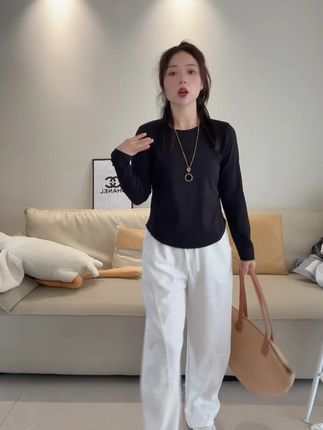 纯色正肩长袖t恤2025年秋季新款弧形下摆设计修身显瘦打底衫 #显瘦遮肉 #品质女装 #简约搭配 #修身打底衫