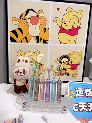 新款高档儿童罗马柱山型凸面牙刷3-12岁洁齿护龈水晶刷牙深层清洁#儿童牙刷 #洁齿护龈 #罗马柱牙刷 #儿童用品 #深层清洁