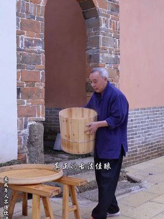 解锁夏日微醺!荔枝米酒鲜过初恋,甜而不腻的神仙酒,喝过都回购#米酒 #荔枝 #荔枝米酒