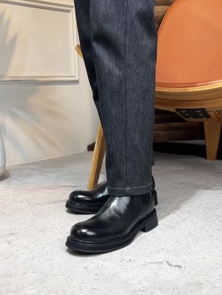 这双马皮烟筒靴是不是你一直在找的#真皮短靴 #切尔西靴 #高品质男鞋 #秋冬穿搭分享 #百搭靴子