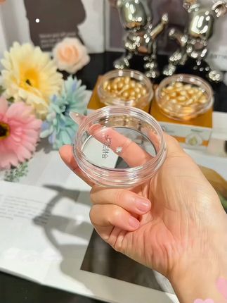 富勒烯胎盘素小鸡腿抗皱精华液(30粒)补水保湿胶囊面部精华液 护肤#羊胎盘素精华液 #富勒烯胎盘素精华液胶囊 #保湿补水面部精华液 #视频同款 #好物推荐