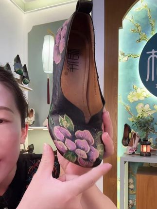 #老胡女鞋直播间#老胡家鞋子专卖店#真皮鞋子#时尚女鞋#牡丹鞋女