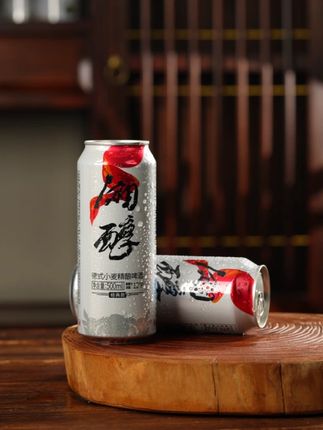 喜欢的家人赶紧下一单尝尝吧,湘醇德式精酿啤酒小罐 500ml/瓶#精酿啤酒 #德式精酿 #啤酒推荐 #酒蒙子的日常 #湘醇精酿啤酒