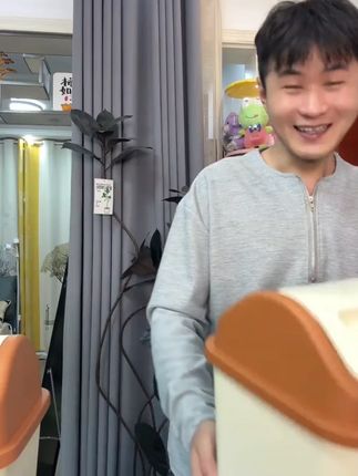 这个价格居然买到两个双向摇盖的垃圾桶,没想到质感这么好#垃圾桶 #摇盖垃圾桶 #超便宜超划算 #居家好物 #好东西一起分享 Y