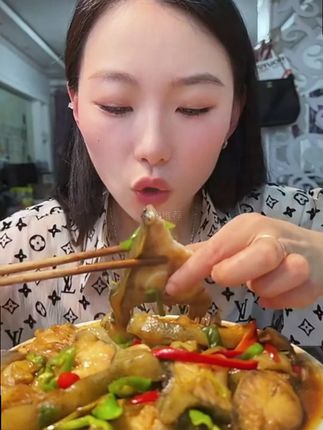 新鲜现切的海参斑鱼块,都是去好鱼沙,回家解冻以后红烧、糖醋、肉质软糯鲜香! #海鲜 #海参斑鱼