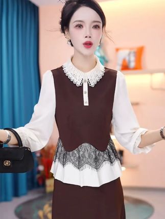 小时候,以为人生就是琴棋书画诗酒花。长大后才发现,是柴米油盐酱醋茶#显瘦穿搭 #面料舒适透气 #显瘦遮肉 #轻奢女装