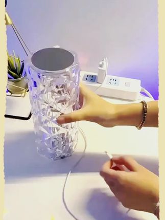#在抖音入手的好东西 网红氛围灯台灯卧室床头玫瑰花瓣高级浪漫灯光感摆件ins风小夜灯 #高级感