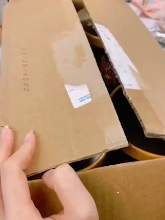 杨婶酸辣粉整箱12桶、130g桶,酸爽美味,懒人囤货必备速食夜宵,超好吃!#酸辣粉推荐 #速食美食 #夜宵必备 #宅家囤货 #懒人速食