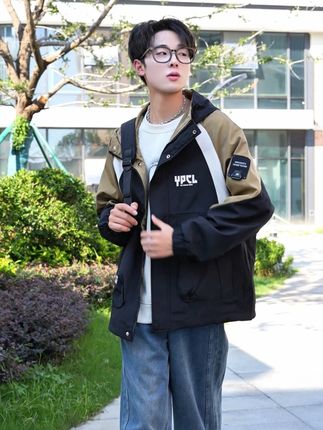 儿子穿上这件夹克外套,瞬间变身阳光少年!帅气又实用,性价比贼高,宝妈们快入手,让儿子帅气一整季!#青少年外套#夹克外套#秋季外套男