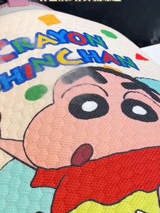 坐垫蜡笔小新椅子坐垫大学生宿舍软弹凉感座垫#坐垫蜡笔小新 #好物推荐 #分享 #坐垫 #推荐