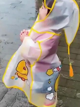 儿童雨衣小孩男童女童全身雨衣幼儿园小童防雨服宝宝雨衣防水卡通 #儿童雨衣 #踩水坑的童年 #雨天踩水 #小朋友 #雨衣