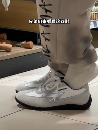如果你一天走一万步以上,那这双鞋子你一定要买! #好鞋推荐#ootd穿搭#哎呦喂你鞋真好看#谁穿谁好看#男鞋