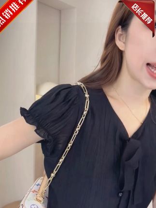 #女装测评 2025夏新款高级感复古黑色泡泡袖衬衫女气质V领显瘦百搭洋气上衣, #轻薄透气  #遮肉显瘦穿搭  #收腰显瘦  #显瘦穿搭