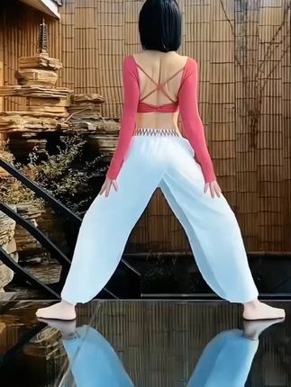 孙瑞芬推荐 2025腰椎舒缓器腰部托举脊椎腰部支撑开背瑜伽锻炼器#腰椎舒缓器 #腰椎拉伸 #腰部支撑