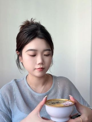 官栈即食花胶把滋补做成了小甜品,吃着像在享口福 #官栈 #花胶