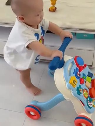mkk婴儿学步车宝宝初学推车学走路防o型腿防侧翻多功能辅助行走#婴儿学步车 #防O型腿 #宝宝学步 #多功能学步车 #mkk学步车
