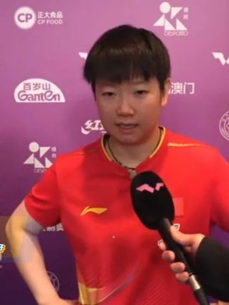 2025WTT澳门冠军赛女单半决赛,孙颖莎4-1蒯曼,赛后采访时孙颖莎表示:今天在速度跟衔接上做得很好。(央视频号:奥运来了)
