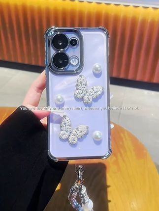 #爆款手机壳 #opporeno13 #opporeno13pro  新款气囊防摔电镀壳,镜头膜全包保护,立体珍珠蝴蝶搭配手链#小众设计感 十足,#手机壳 #全包手机壳
