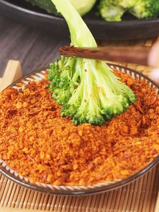 香辣蘸料蘸料干碟烧烤串串凉拌蘸烤肉调味六婆辣椒面#香辣蘸料 #辣椒面 #蘸料 #干碟 #烤肉调味料