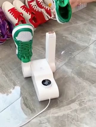 天冷了,洗完的鞋子不容易干,就准备一个烘鞋器吧!#烘鞋器   #烘鞋器快速烘干 #烘鞋器干鞋机  #烘鞋器家用