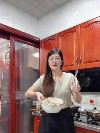 粉丝朋友们剪刀买起来,厨房用用还是很不错的~