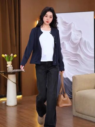 走最舒服的路,见更好的#牛仔裤 #黑灰色 #黑灰色牛仔裤 #秋季新款 #阔腿裤