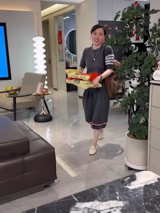 五常大米煮饭,煮稀饭,软糯香甜,大人孩子都爱吃#大米饭 #东北五常大米新米 #五常大米 #超便宜超划算 #我可真会买