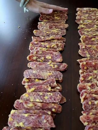 陪伴时光更美味!和狗狗分享蛋黄鸭肉干吧!