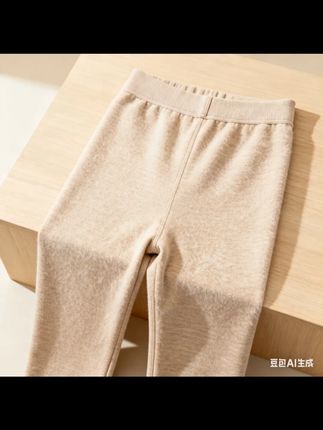 家里有上学的娃赶紧来抢这条校服神裤 #好物推荐#儿童保暖裤#保暖又好看#面料柔软舒适#儿童打底裤