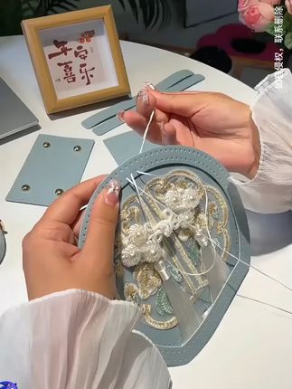 小公主礼物亲手做的DIY包包太有意义了