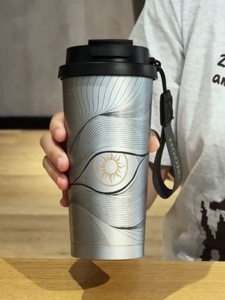 爱喝咖啡和茶的人对于桌面杯的要求还是很多的,#虎米 家这款就很不错 #保温杯 #陶瓷内胆保温杯 #泡茶 #茶水分离杯