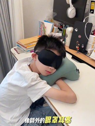 办公室午睡枕工位趴睡枕学生午休睡觉神器儿童趴趴枕头抱枕夏天