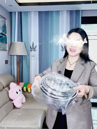 #在抖音入手的好东西 不锈钢盆五件套,妥妥的大羊毛!品质好又划算 #不锈钢套盆 #结实耐用 #超便宜超划算 不锈钢盆五件套家用汤盆厨房打蛋和面盆洗菜烘焙盆子