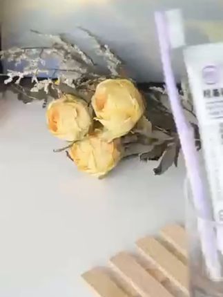 思利及人羟基磷灰石牙膏哦!温和清洁不伤牙齿!性价比超高~~ #爱牙护牙 #好物推荐🔥 #牙膏 #羟基磷灰石