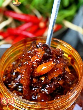 好多的腊肉哦,一罐里面差不多40%的成分都是腊肉,太安逸了Y#下饭神器 #无辣不欢 #真材实料好味道 #好吃到停不下来 #辣椒🌶